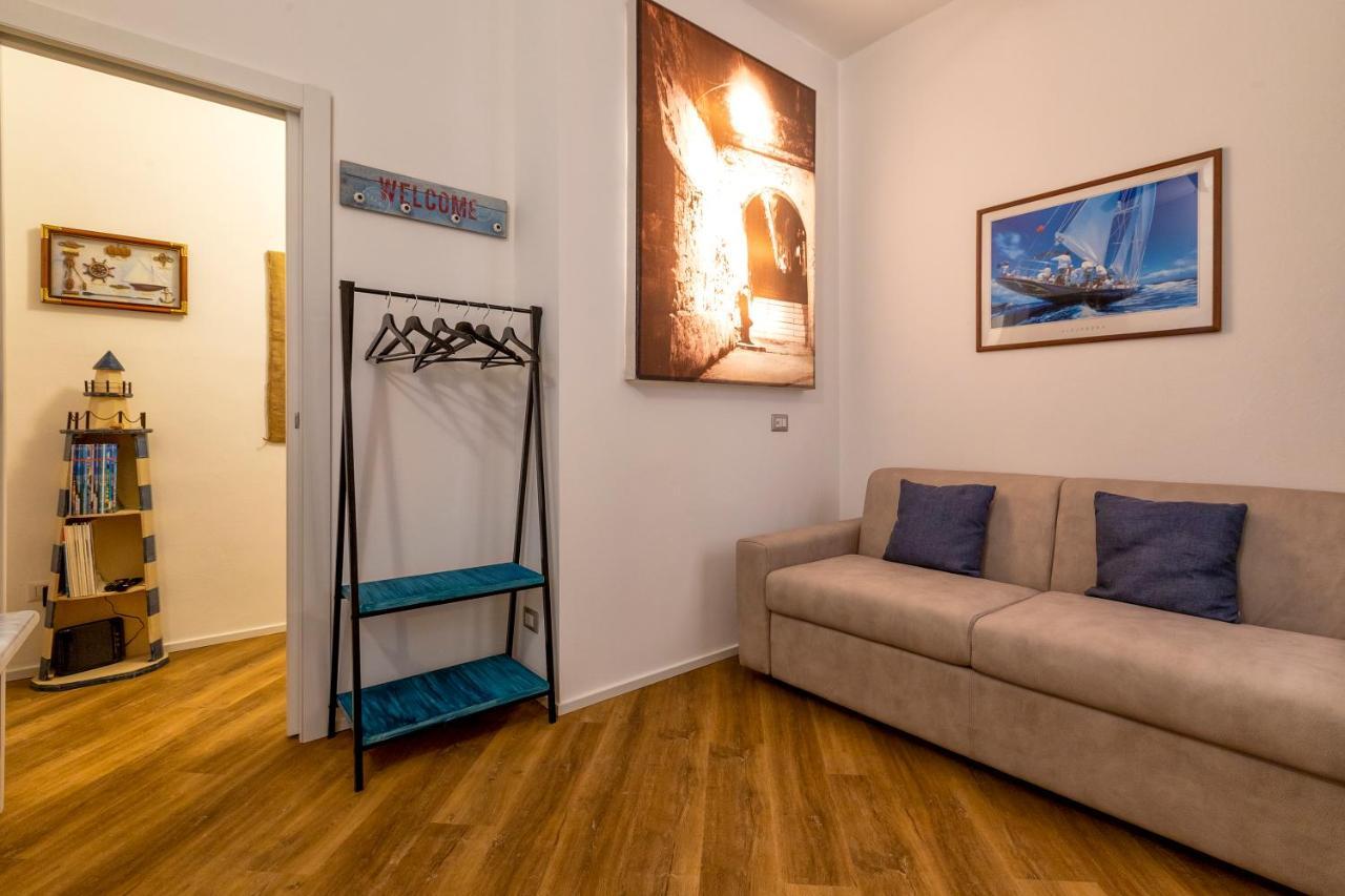 La Colonial Apartment